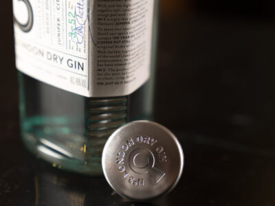 Close-up photo of No. 3 Gin Bottle and lid to promote a Gin-tastic Evening at The Winslow's Gin Club Featuring No. 3 London Dry Gin.